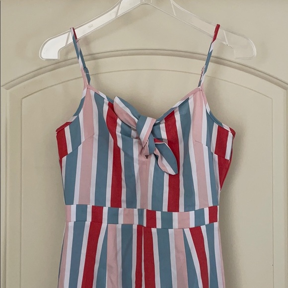 Romeo + Juliet Couture jumpsuit - Picture 2 of 7